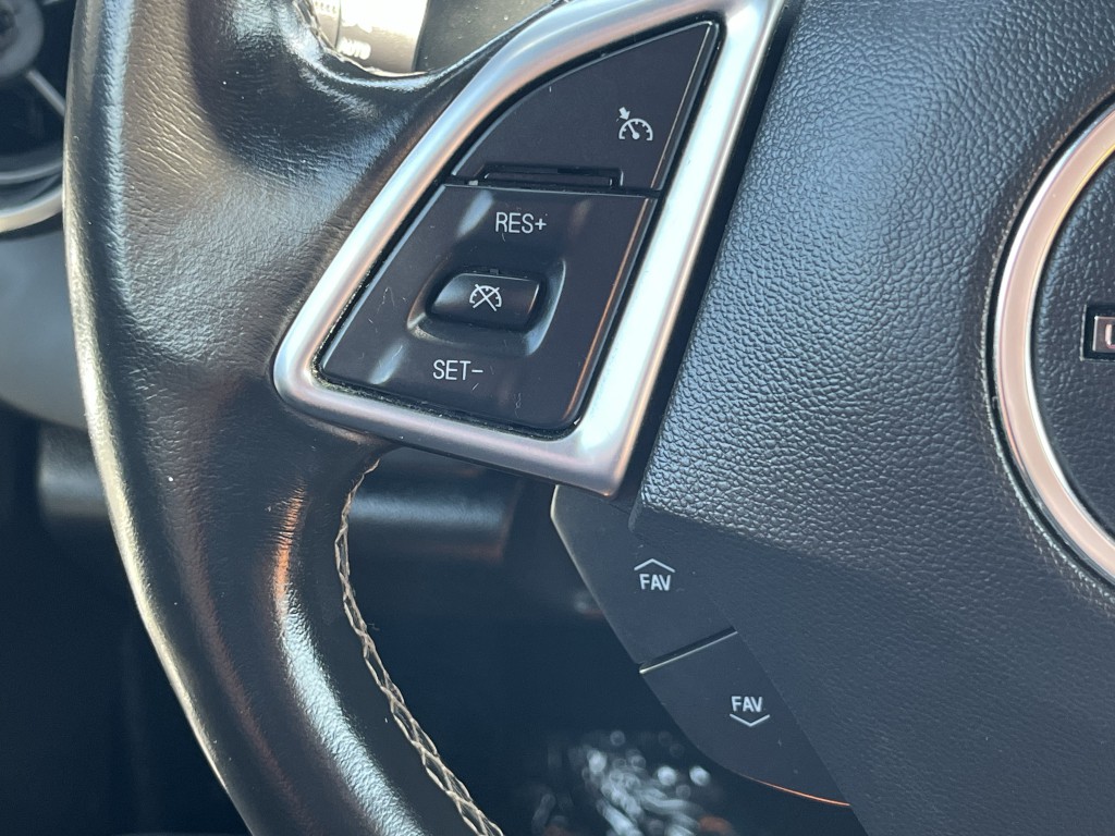 2019 Chevrolet Camaro Image 18