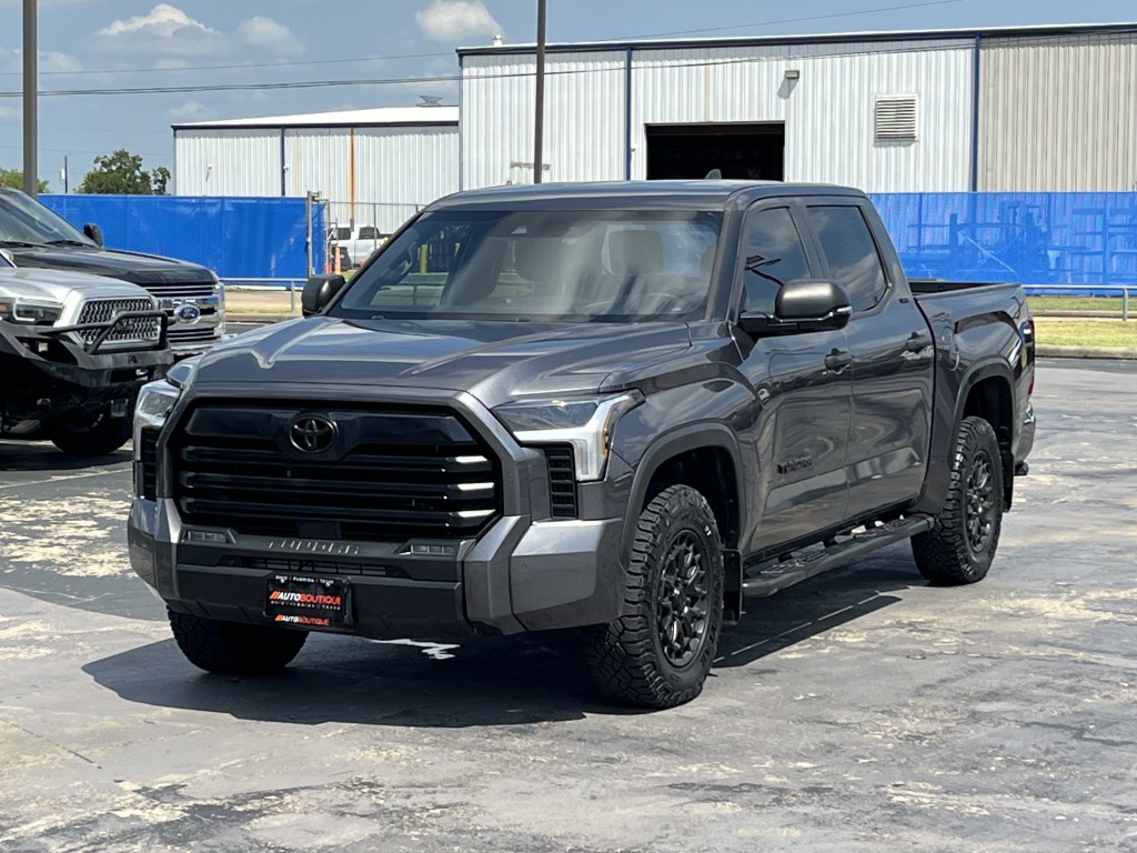 2025 Toyota Tundra Image 3