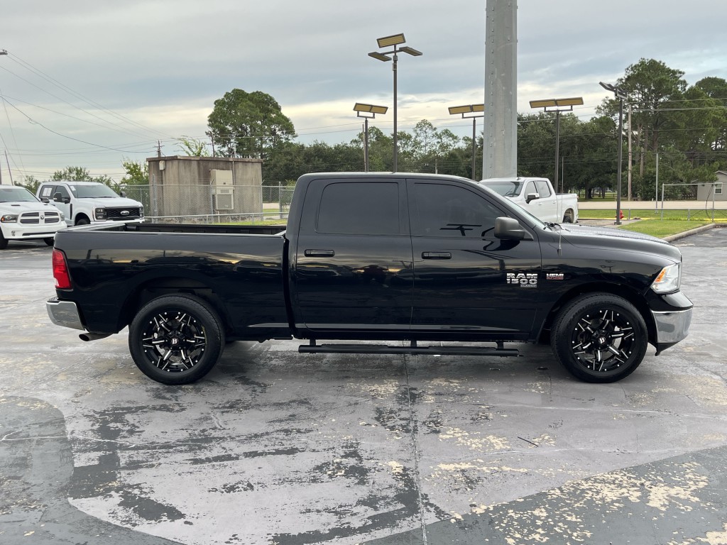 2019 RAM 1500 Image 12