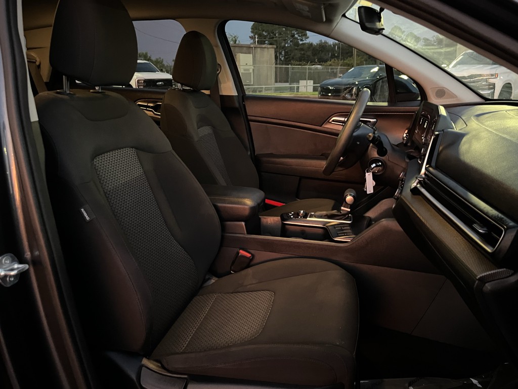 2025 Kia Sportage Image 28