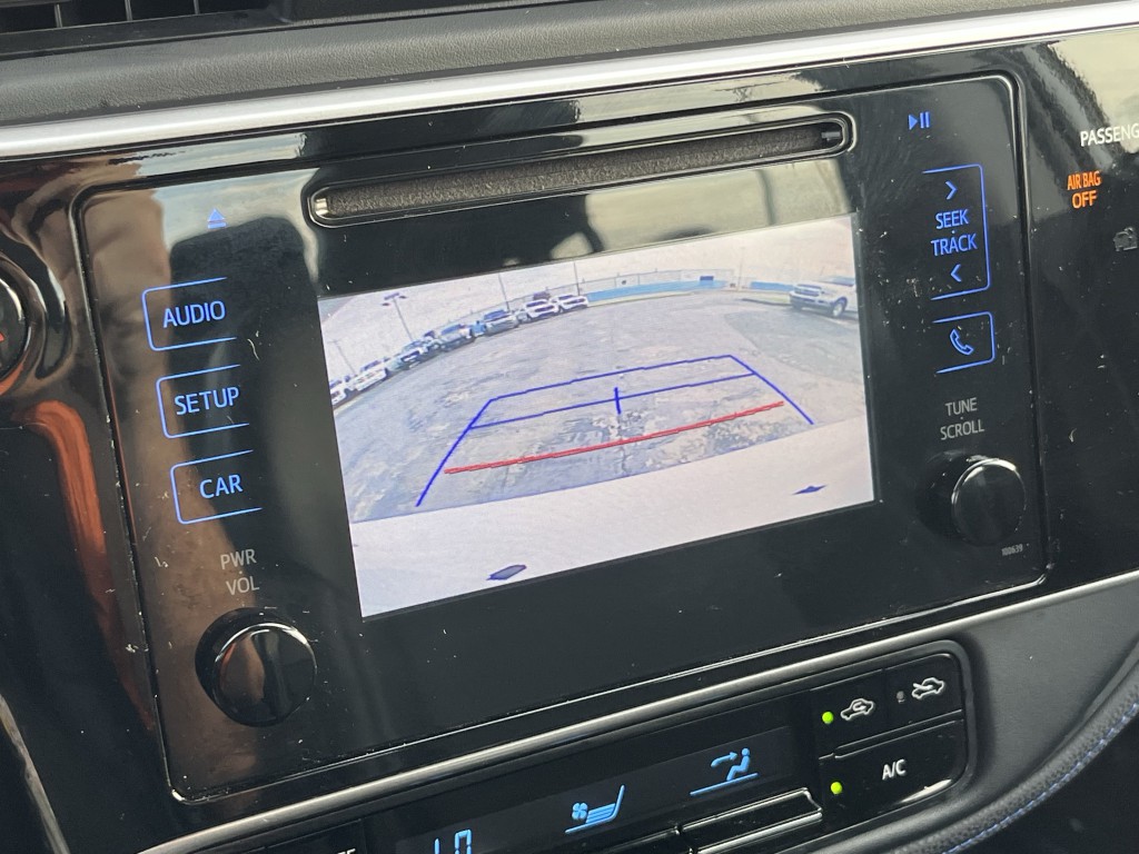 2017 Toyota Corolla Image 7