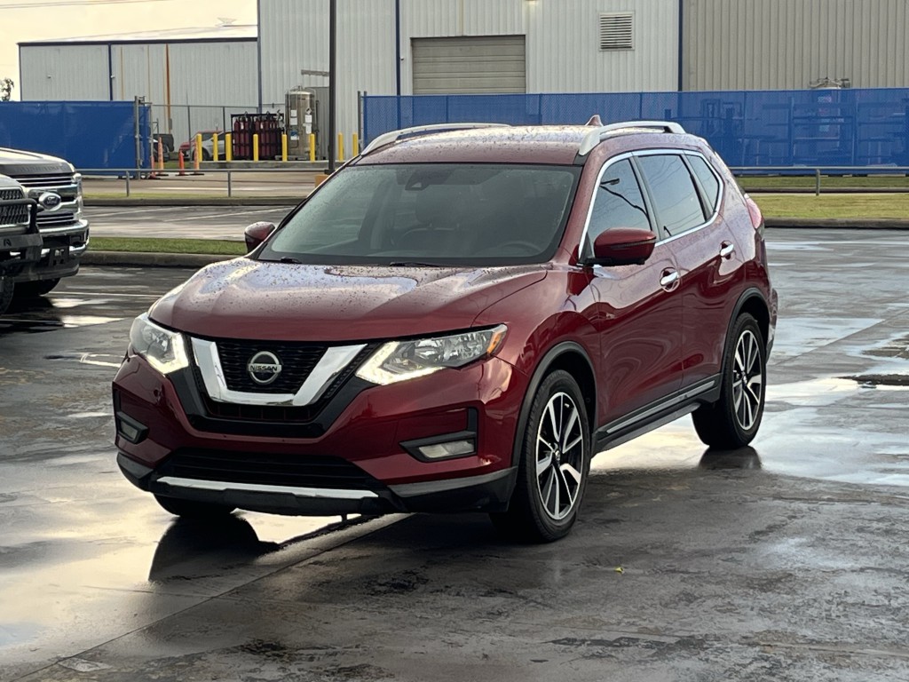 2020 Nissan Rogue Image 3