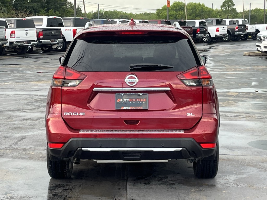2020 Nissan Rogue Image 9
