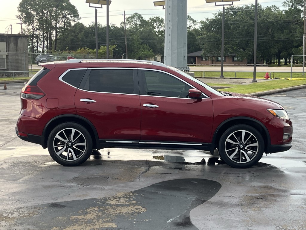 2020 Nissan Rogue Image 12