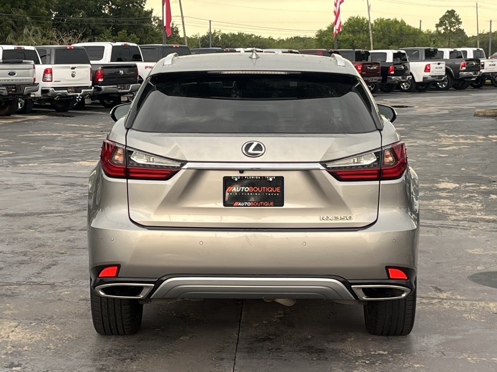 2020 Lexus RX Image 10