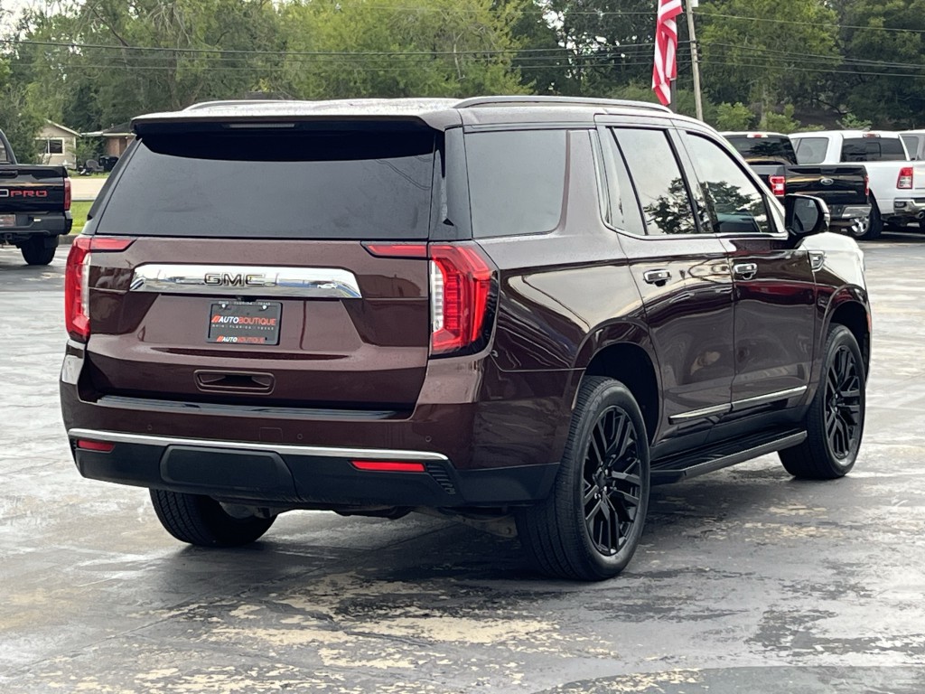 2022 GMC Yukon Image 11