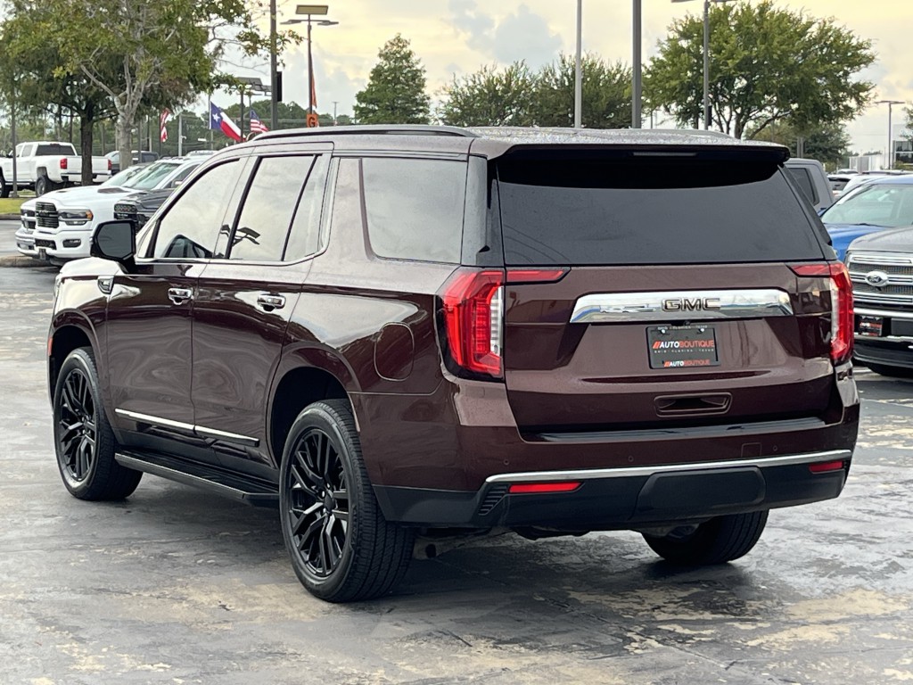 2022 GMC Yukon Image 12