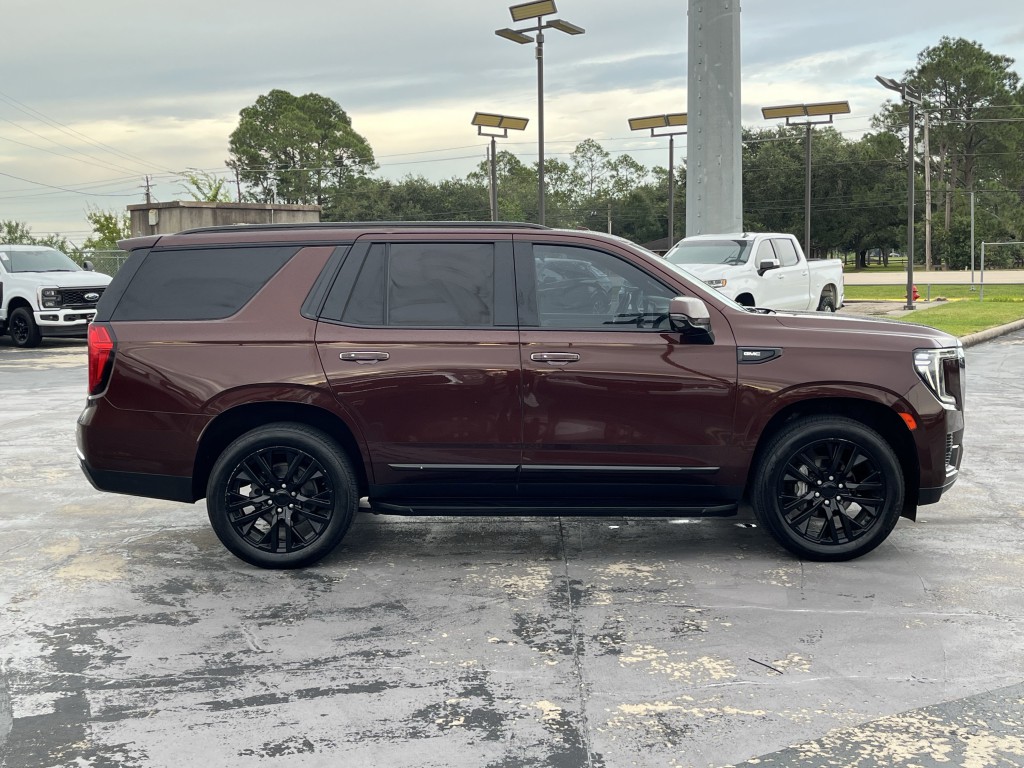 2022 GMC Yukon Image 13