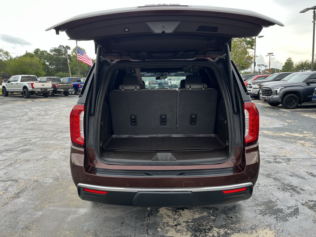 2022 GMC Yukon Image 14