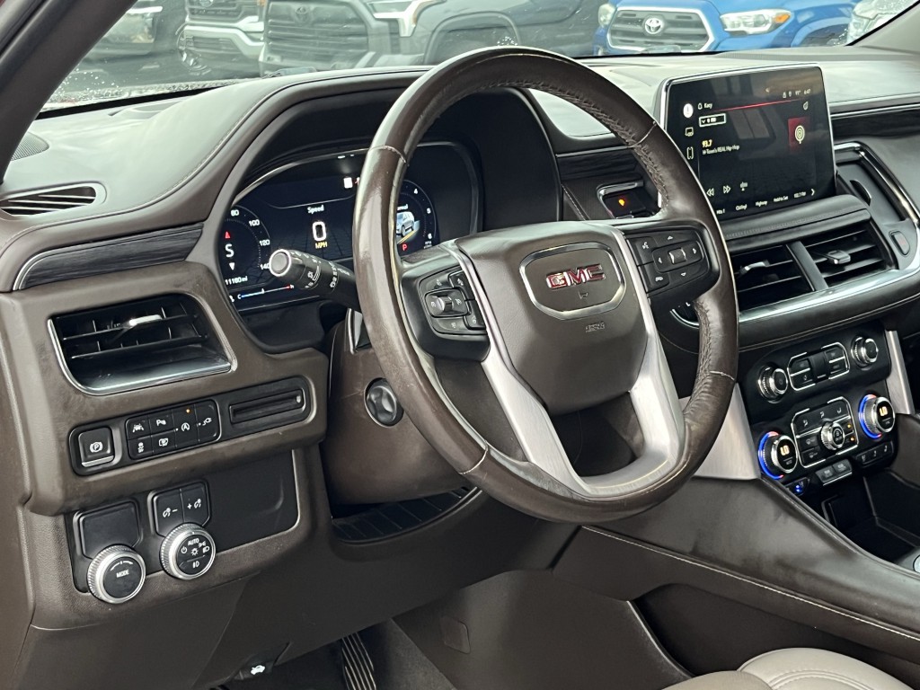 2022 GMC Yukon Image 17