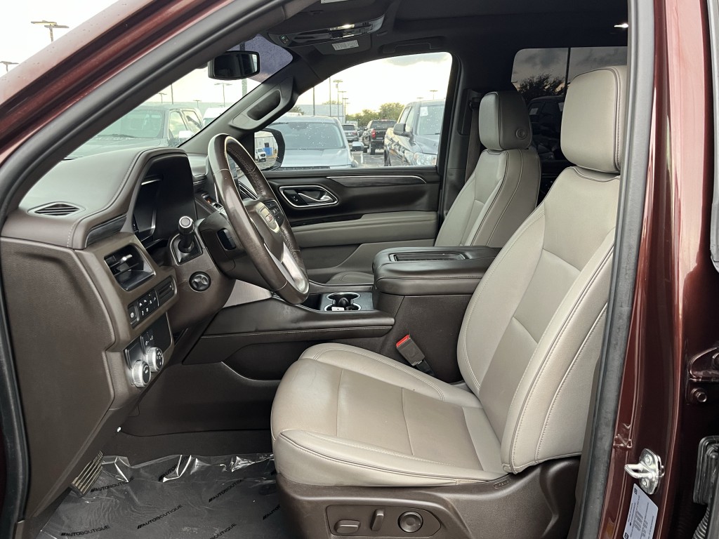 2022 GMC Yukon Image 30