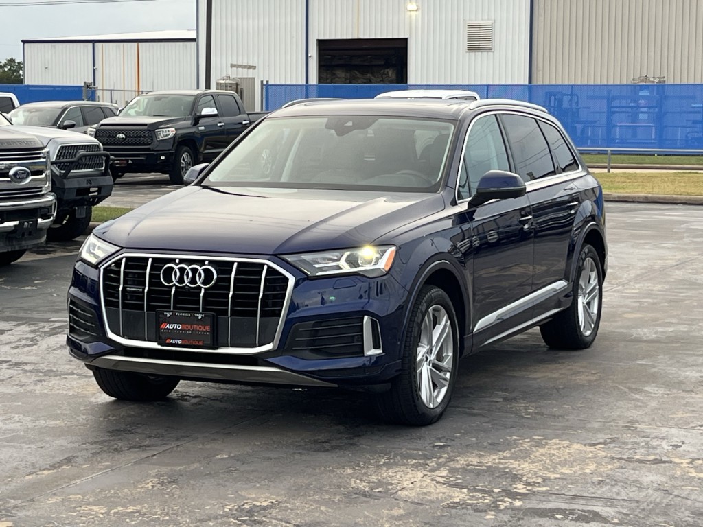 2020 Audi Q7 Image 3