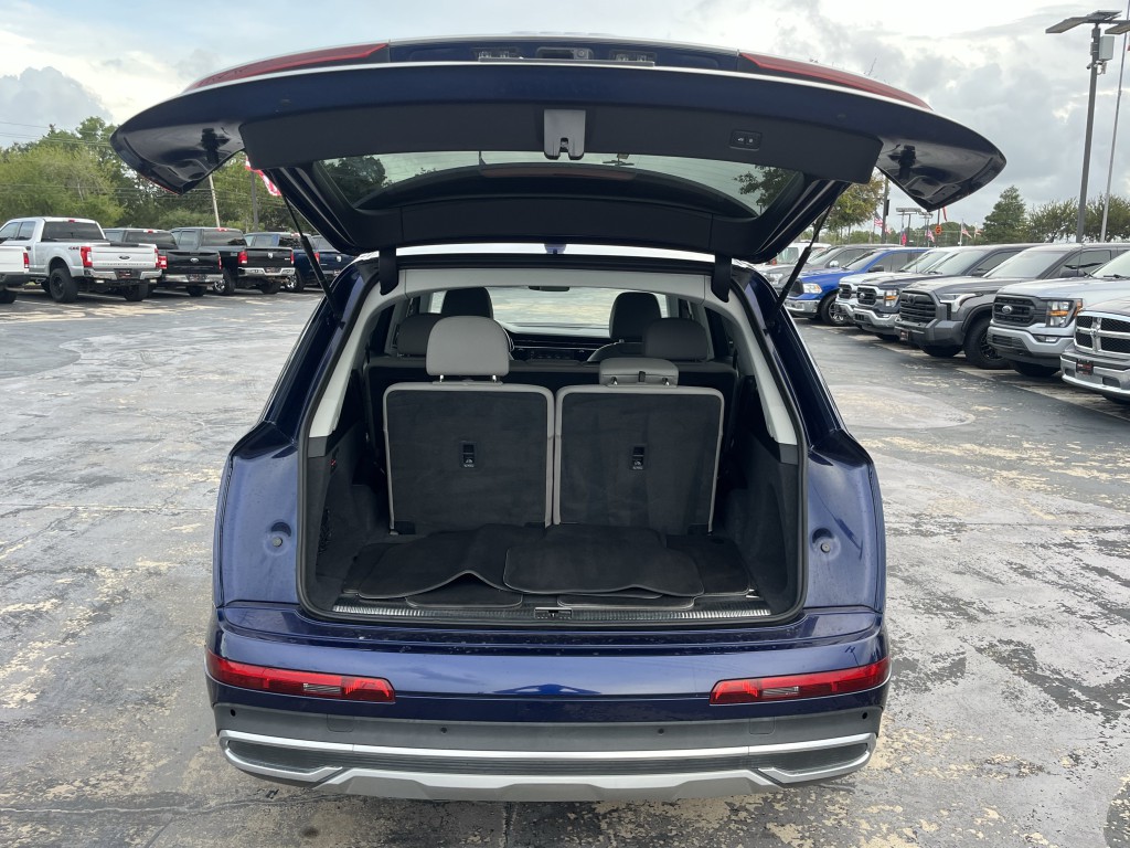 2020 Audi Q7 Image 14