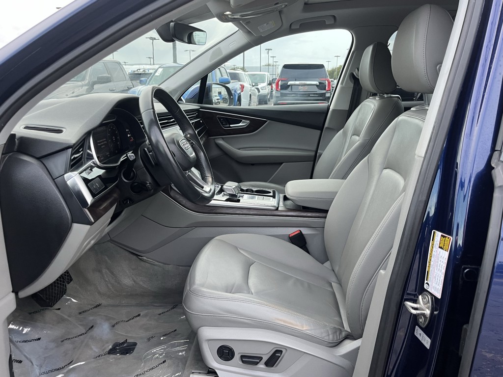 2020 Audi Q7 Image 30