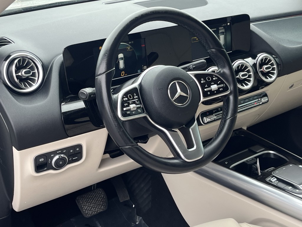 2021 Mercedes-Benz GLA-Class Image 17