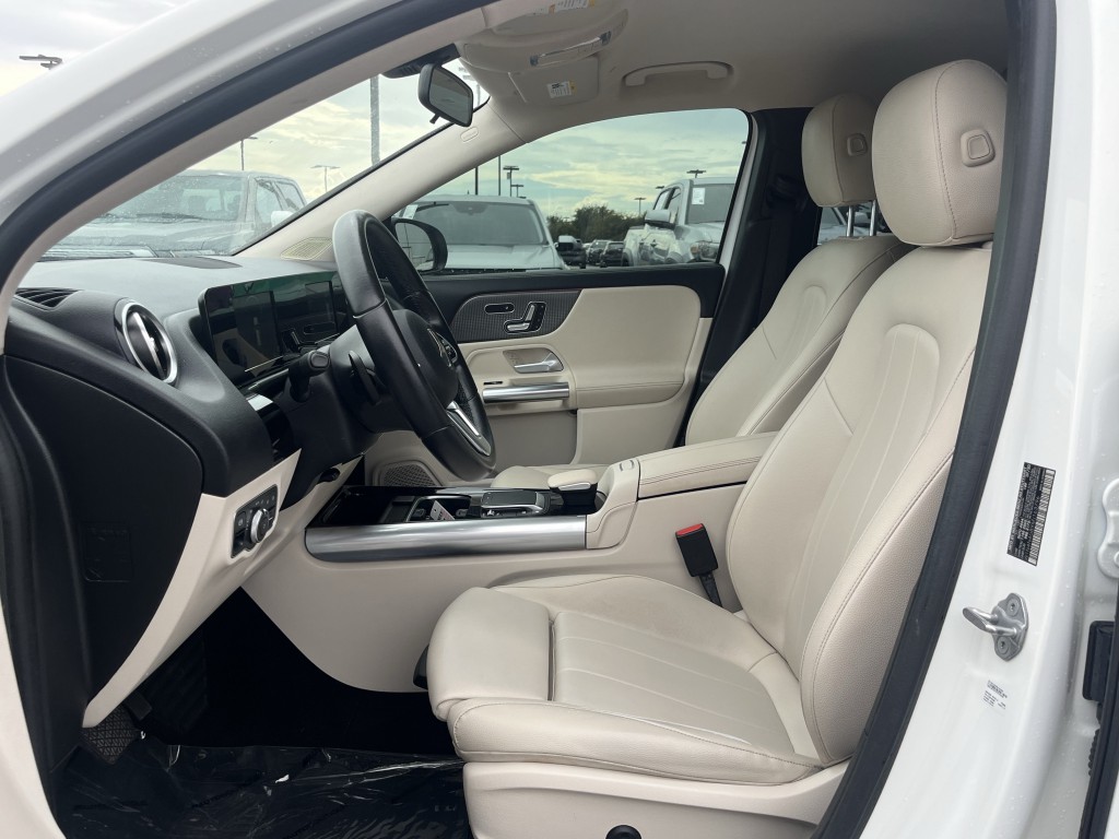 2021 Mercedes-Benz GLA-Class Image 28