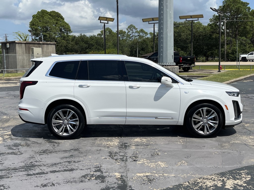 2023 Cadillac XT6 Image 12