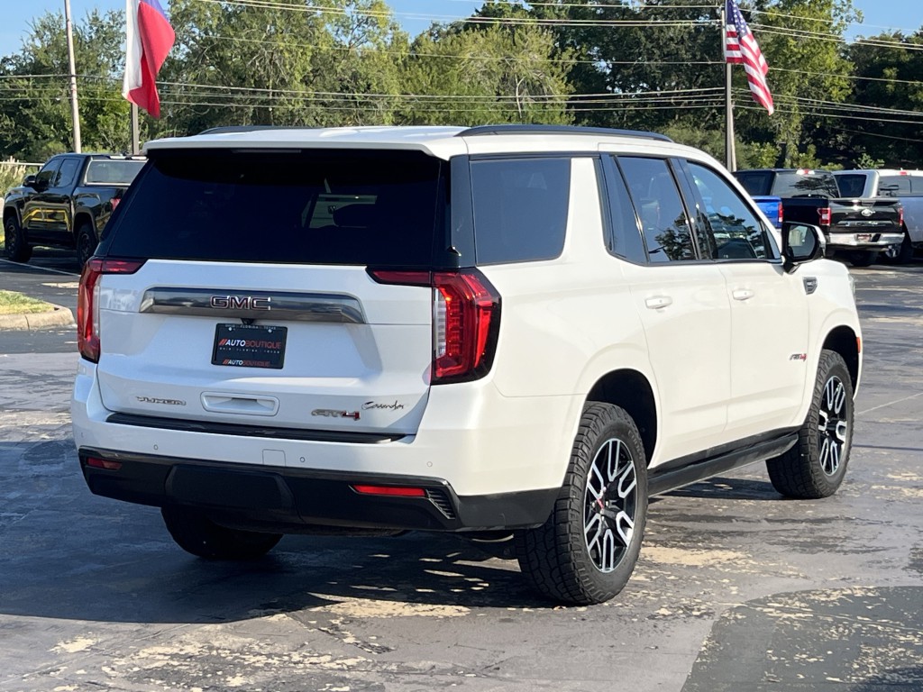 2021 GMC Yukon Image 12