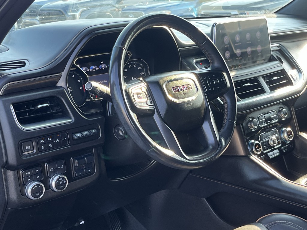 2021 GMC Yukon Image 16