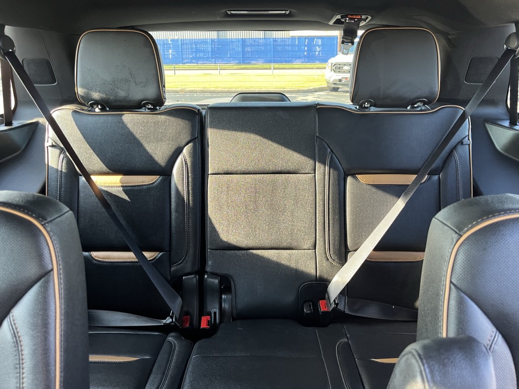 2021 GMC Yukon Image 32