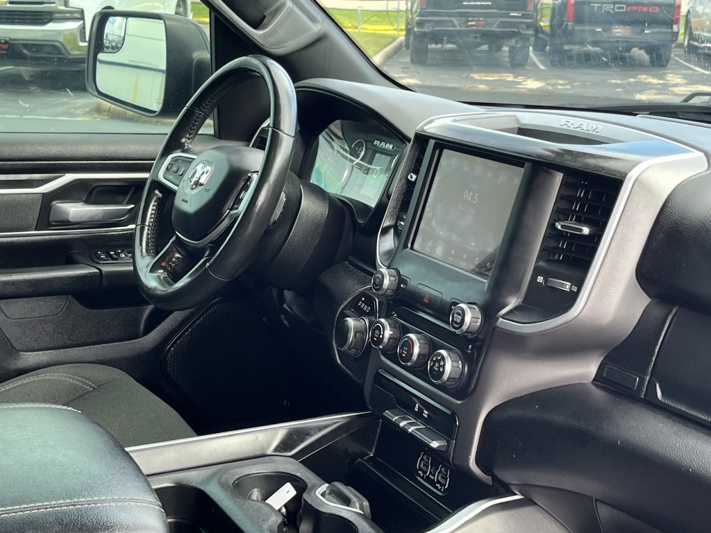 2020 RAM 1500 Image 15