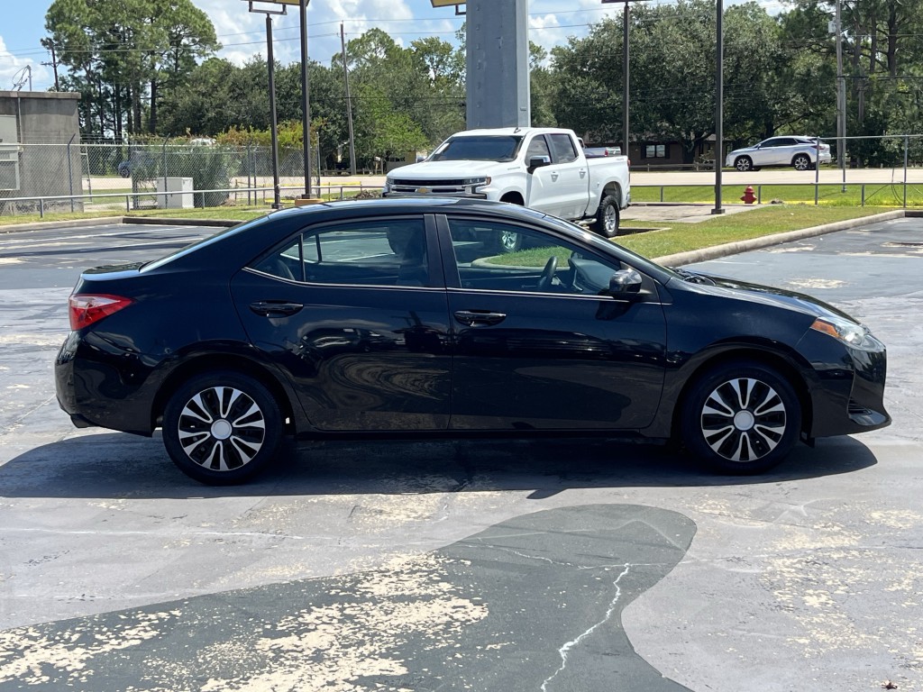 2019 Toyota Corolla Image 12
