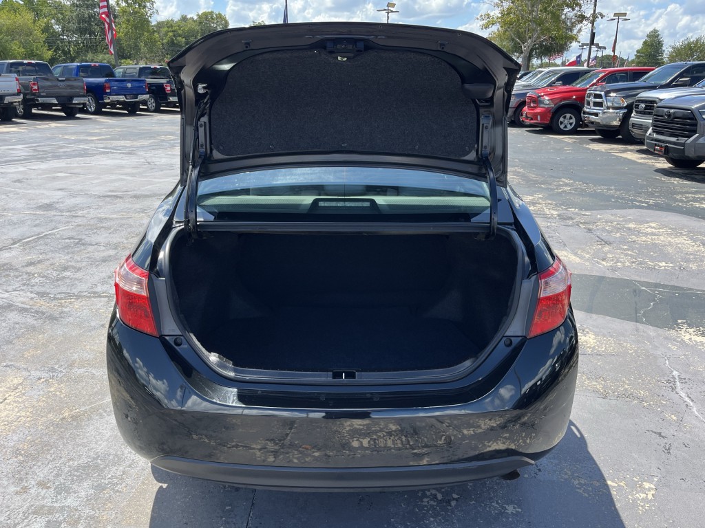2019 Toyota Corolla Image 13