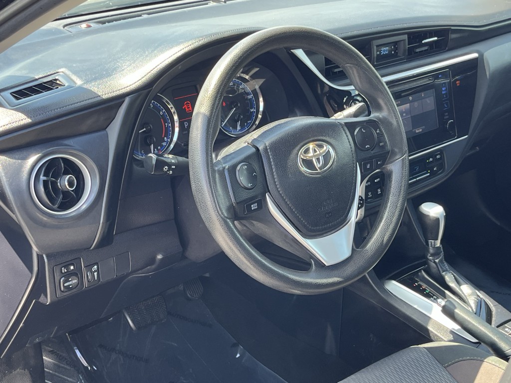2019 Toyota Corolla Image 16