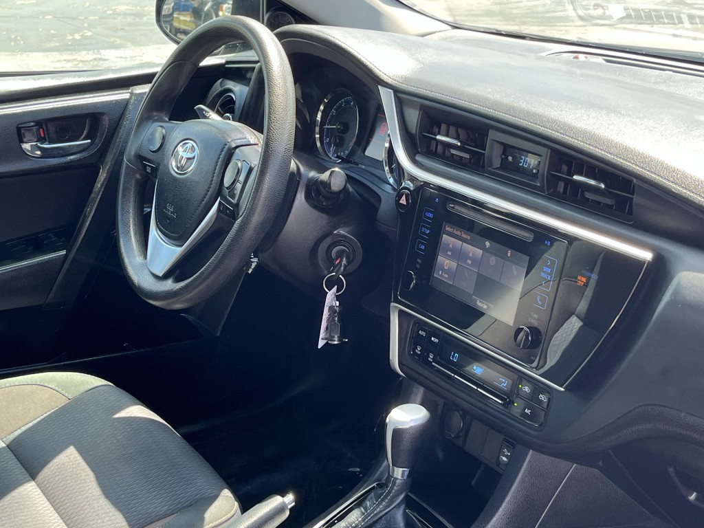 2019 Toyota Corolla Image 17