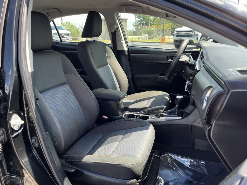2019 Toyota Corolla Image 28