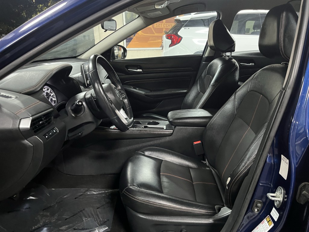 2021 Nissan Altima Image 26