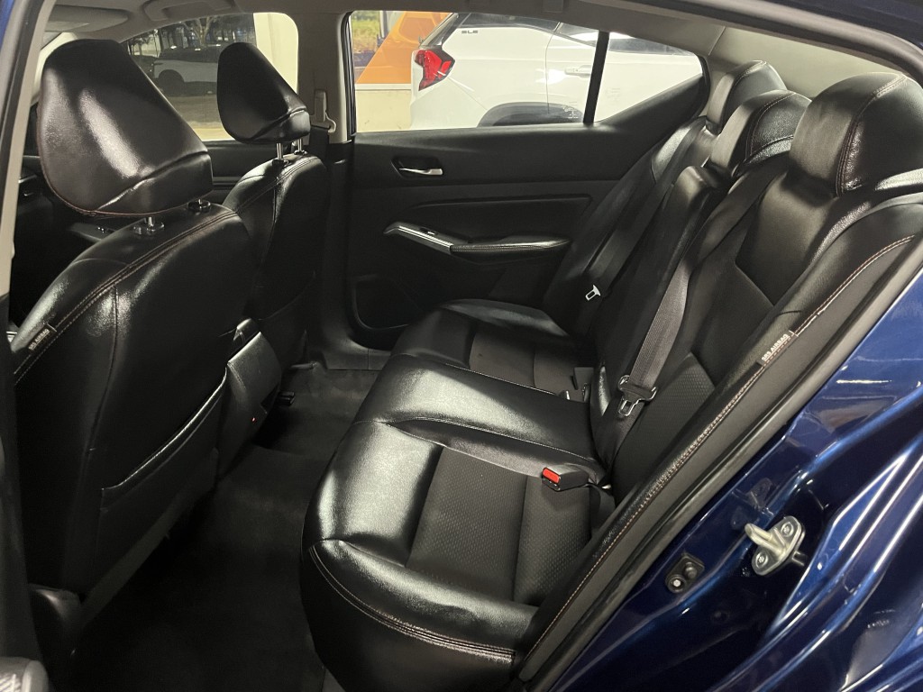 2021 Nissan Altima Image 28