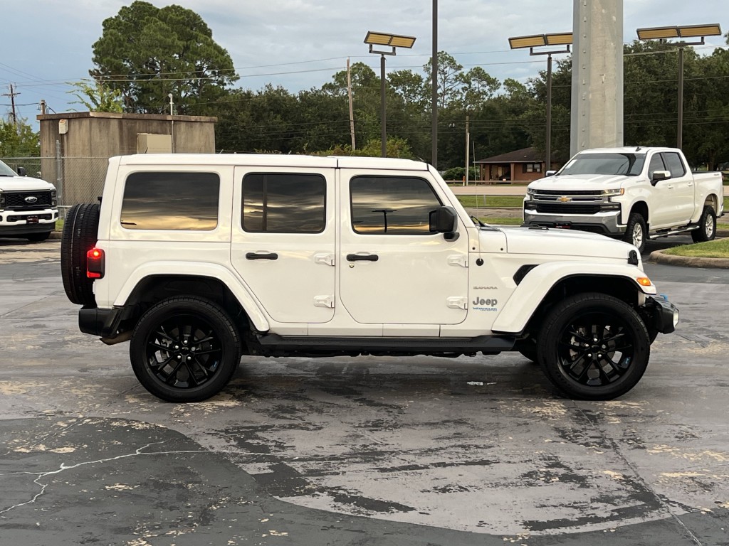 2022 Jeep Wrangler Image 12