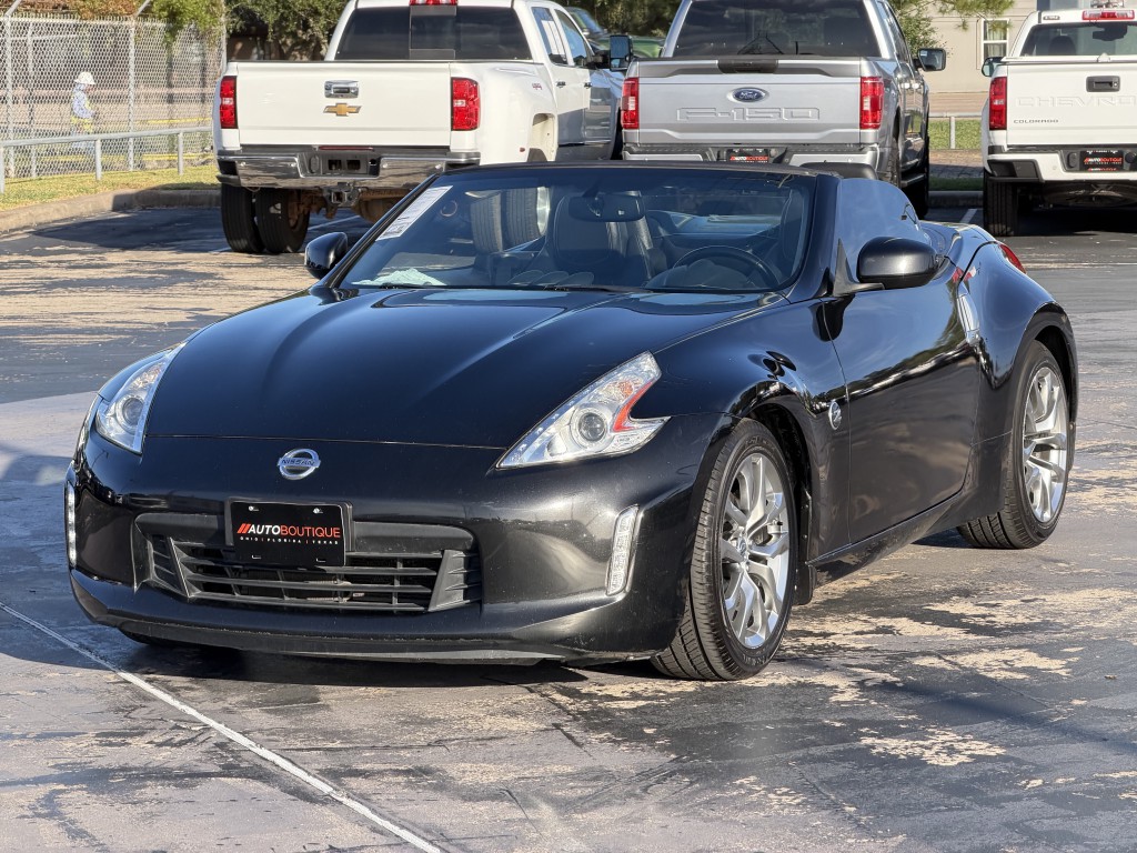 2013 Nissan 370Z Image 6