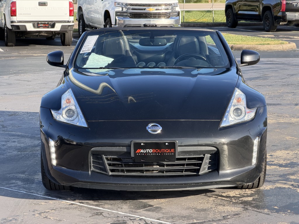 2013 Nissan 370Z Image 7