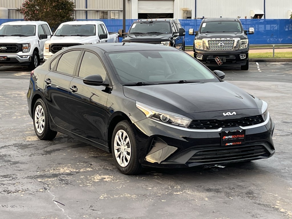 2024 Kia Forte Image 5
