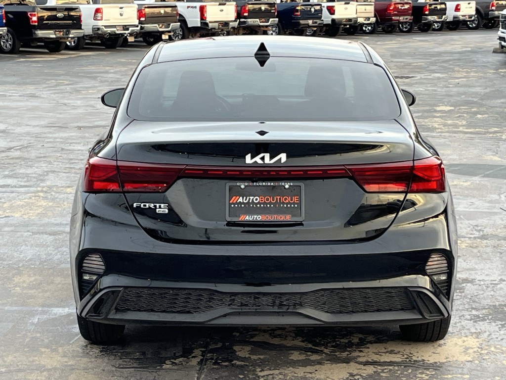 2024 Kia Forte Image 9