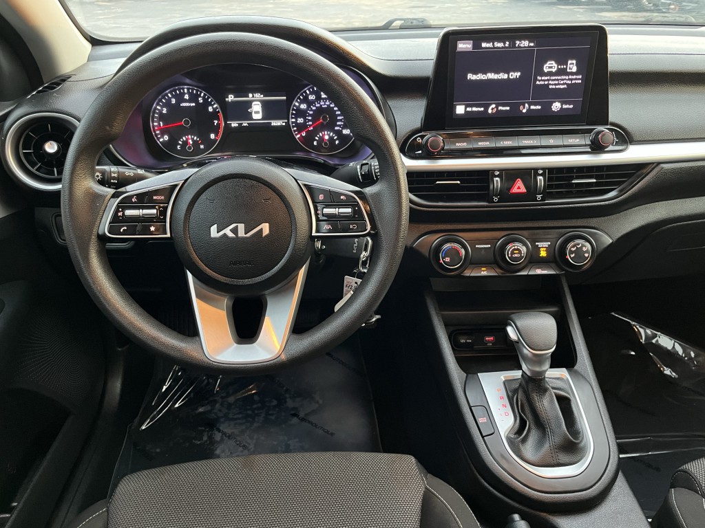2024 Kia Forte Image 16