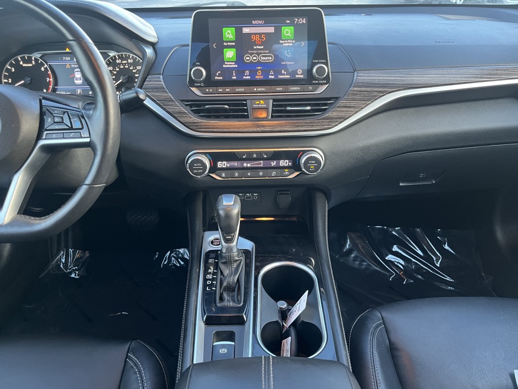 2021 Nissan Altima Image 26