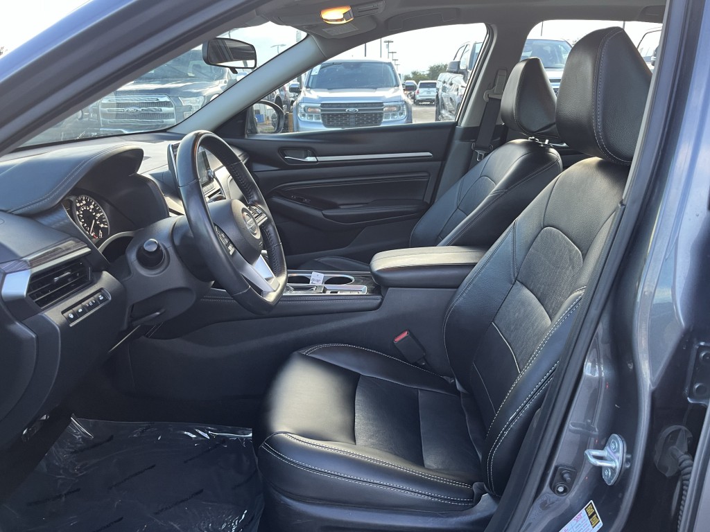 2021 Nissan Altima Image 29