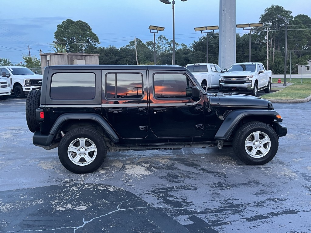 2023 Jeep Wrangler Image 12