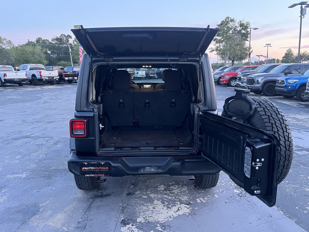 2023 Jeep Wrangler Image 13