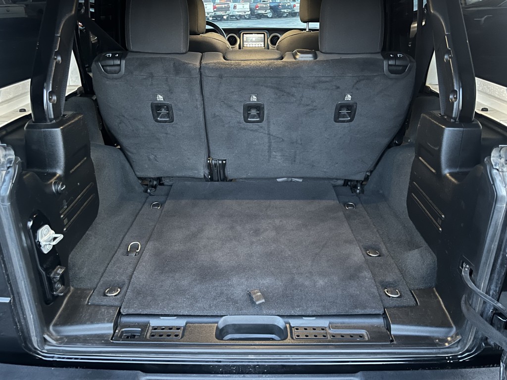 2023 Jeep Wrangler Image 14
