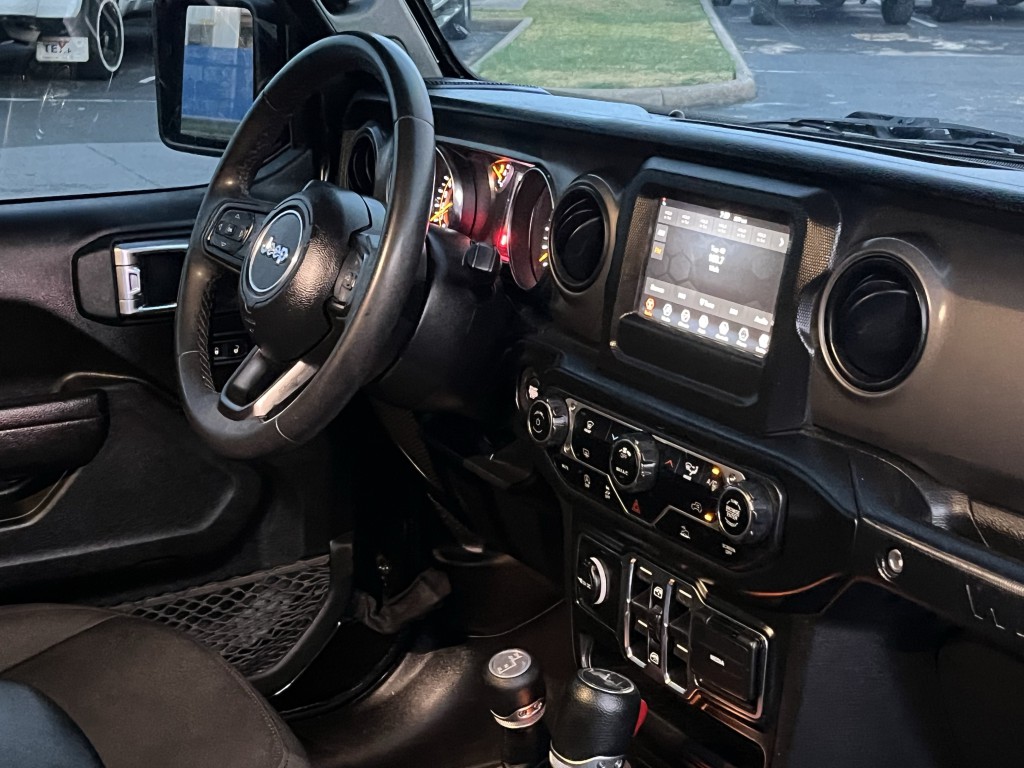 2023 Jeep Wrangler Image 17