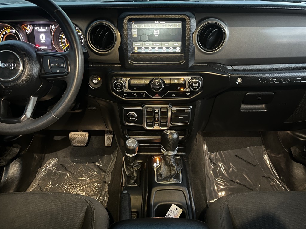 2023 Jeep Wrangler Image 24