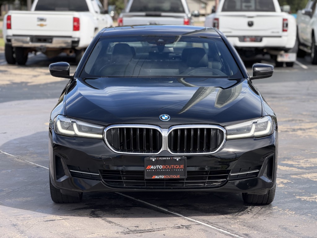 2023 BMW 5 Series Image 7