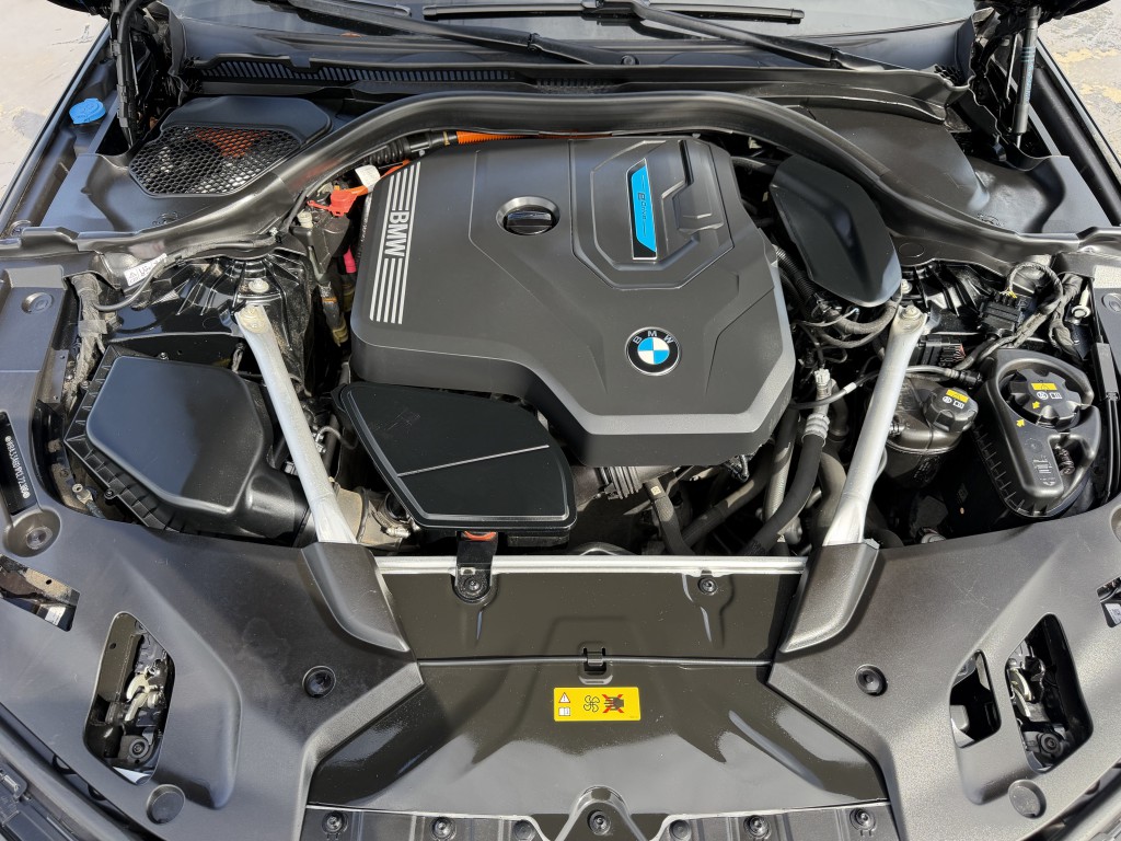 2023 BMW 5 Series Image 22