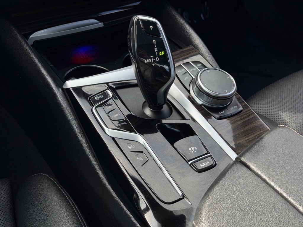 2023 BMW 5 Series Image 31