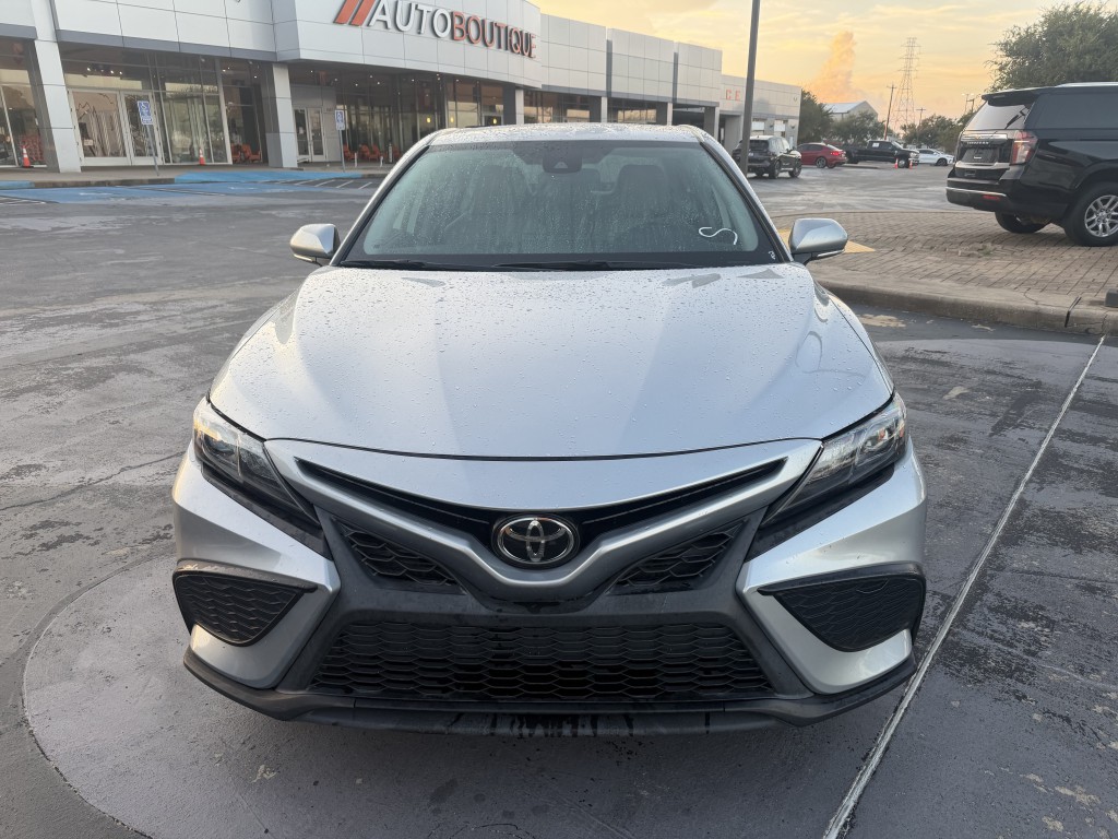 2023 Toyota Camry Image 6