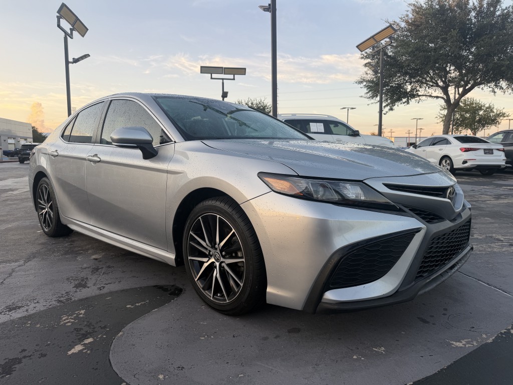 2023 Toyota Camry Image 8